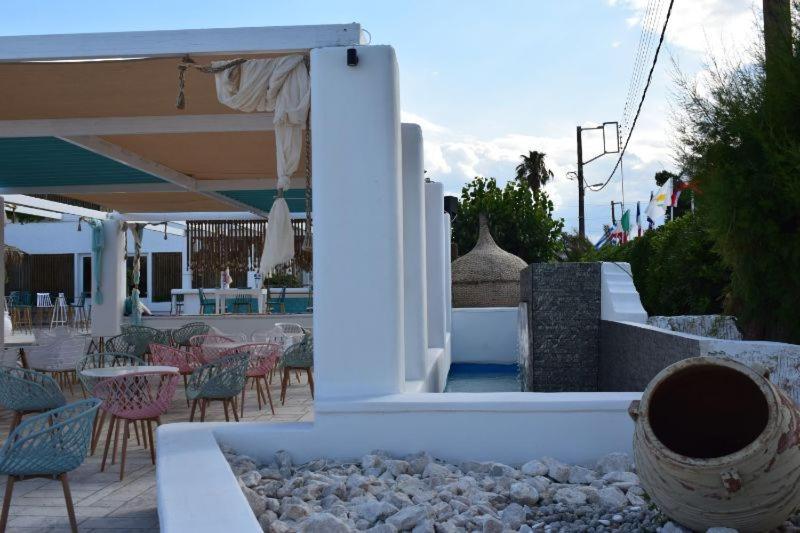 Marzi Beach And Bungalows Hotell Kokkónion Eksteriør bilde