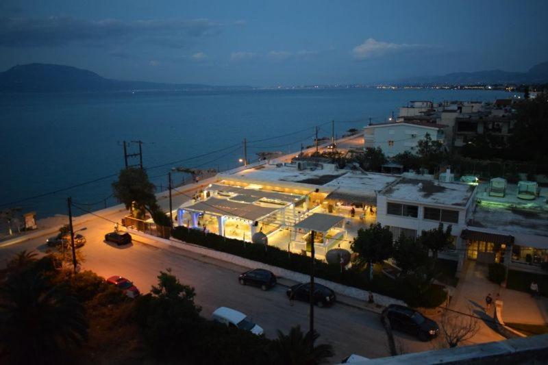 Marzi Beach And Bungalows Hotell Kokkónion Eksteriør bilde