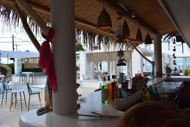 Marzi Beach And Bungalows Hotell Kokkónion Eksteriør bilde