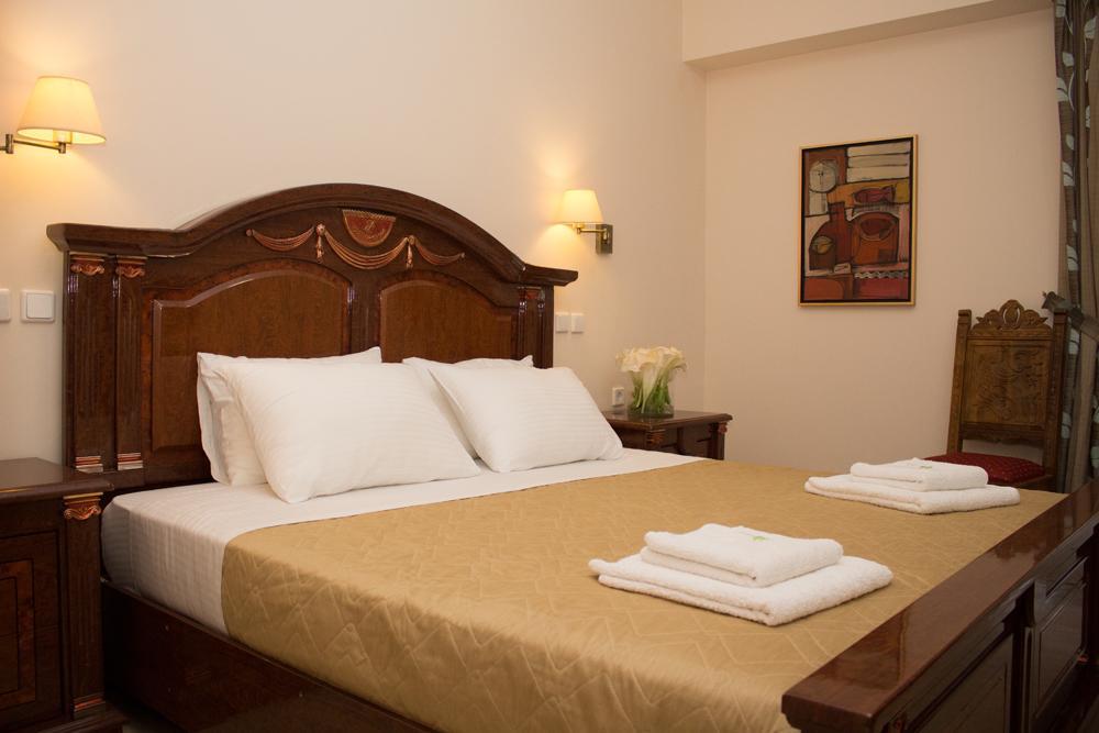 Marzi Beach And Bungalows Hotell Kokkónion Rom bilde